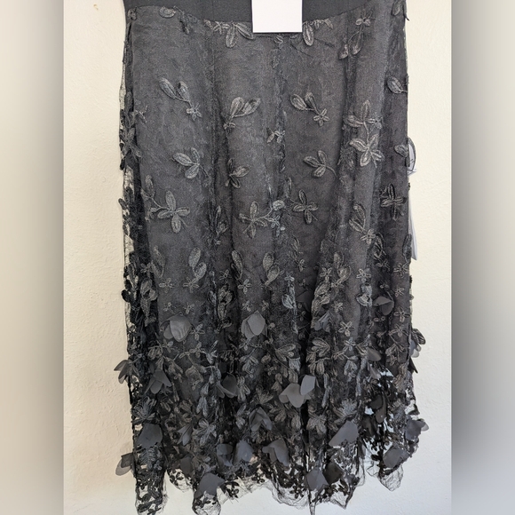 NWT Dress The Population Darleen V-Neck Embroidered Mesh Cocktail Dress Size M - Picture 3 of 11
